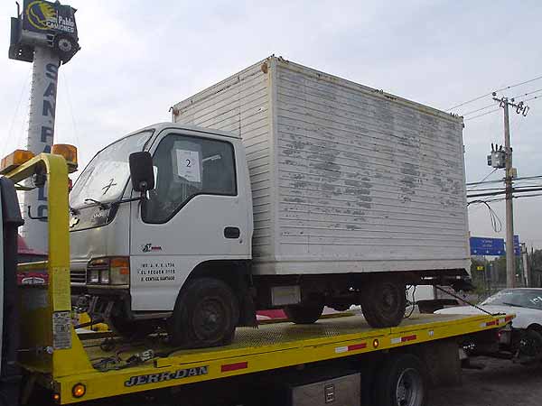 Chevrolet  NKR 2002 - 