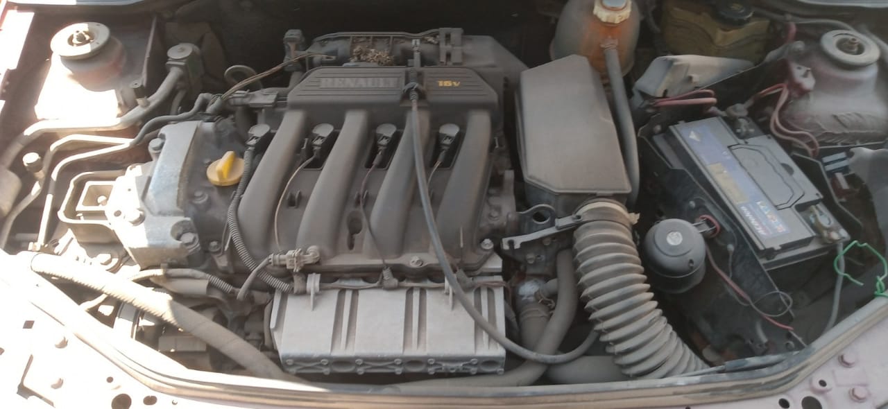 MAZA Renault CLIO 2003 USADO