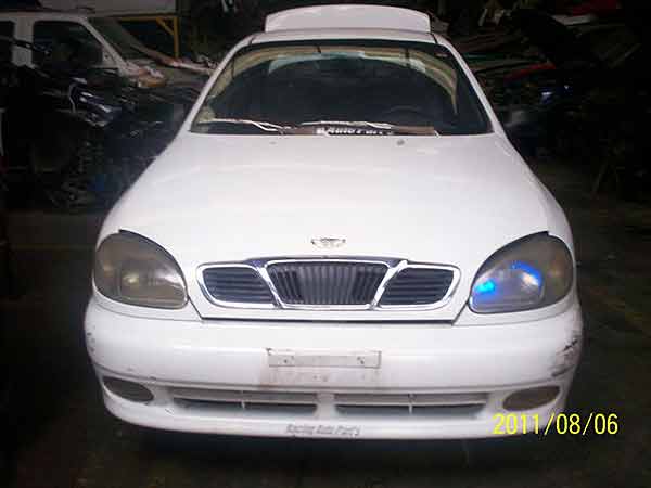 LLANTA Daewoo LANOS 1998  USADA EN DESARME