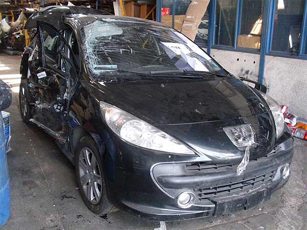 COMPRESOR AIRE ACONDICIONADO Peugeot 207 2008  USADO EN DESARME