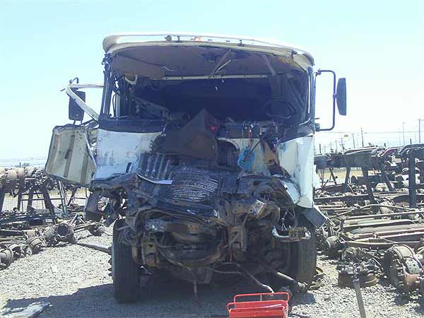 FOCO International 9800 2009  USADO EN DESARME