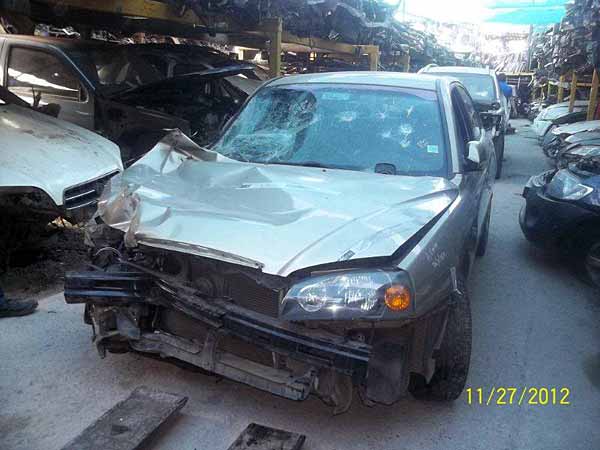 Hyundai ELANTRA 2004 - 1 REPUESTO USADO/USADA EN DESARME