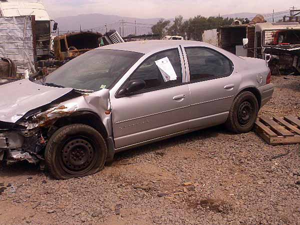 BUTACA  Chrysler STRATUS  USADA