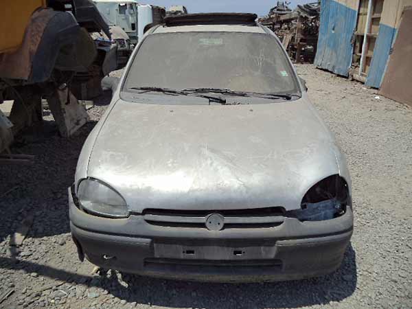 COMPRESOR AIRE ACONDICIONADO Opel CORSA 1996  USADO EN DESARME
