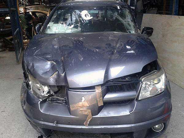 Mitsubishi OUTLANDER 2007 - 1 REPUESTO USADO/USADA EN DESARME