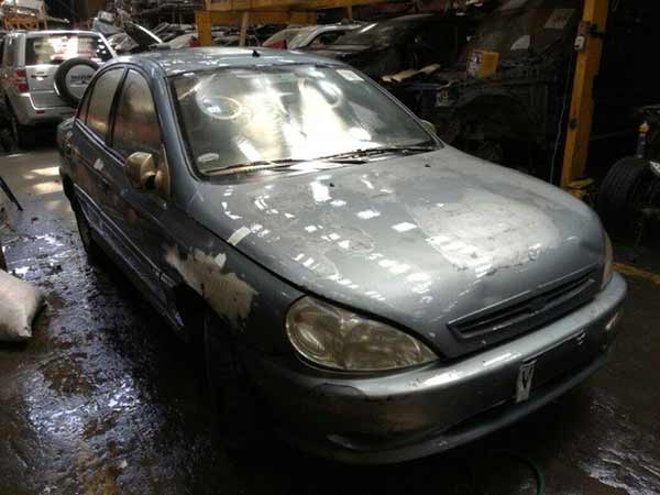 Riel inyección Kia Rio  USADO