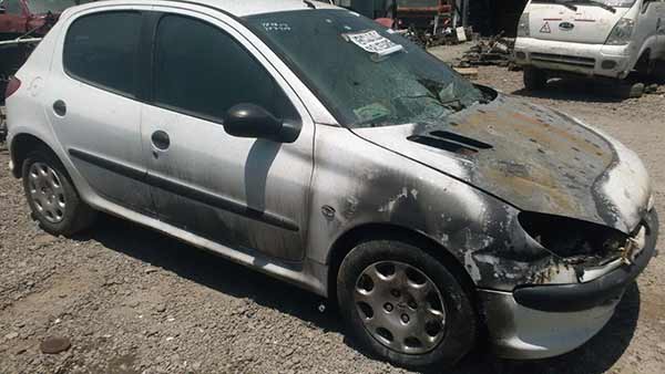 BOMBA ELEVADORA Peugeot 206 2005  USADO EN DESARME