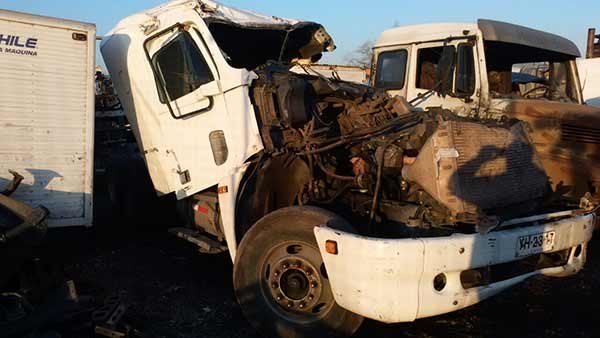 MUñON Freightliner CL120 2005  USADO EN DESARME