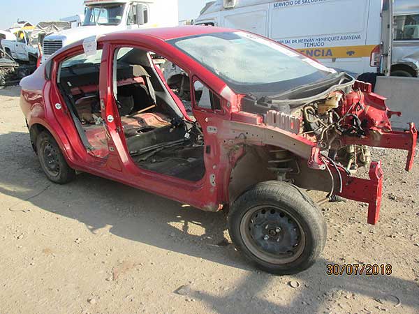 Riel inyección Kia Rio  USADO