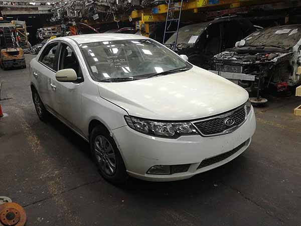 MOTOR Kia CERATO 2012  USADO EN DESARME